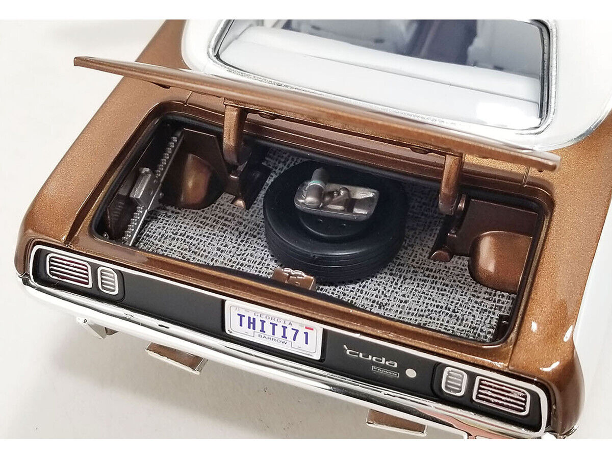 1971 PLYMOUTH BARRACUDA TAHITIAN WALNUT W/VINYL TOP 1/18 DIECAST ACME A1806134VT